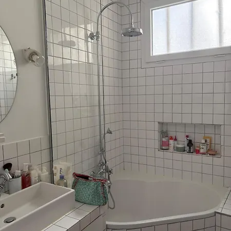 Family Near Marais In Oberkampf Apartment *