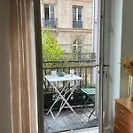 Family Apartment Near Marais In Oberkampf